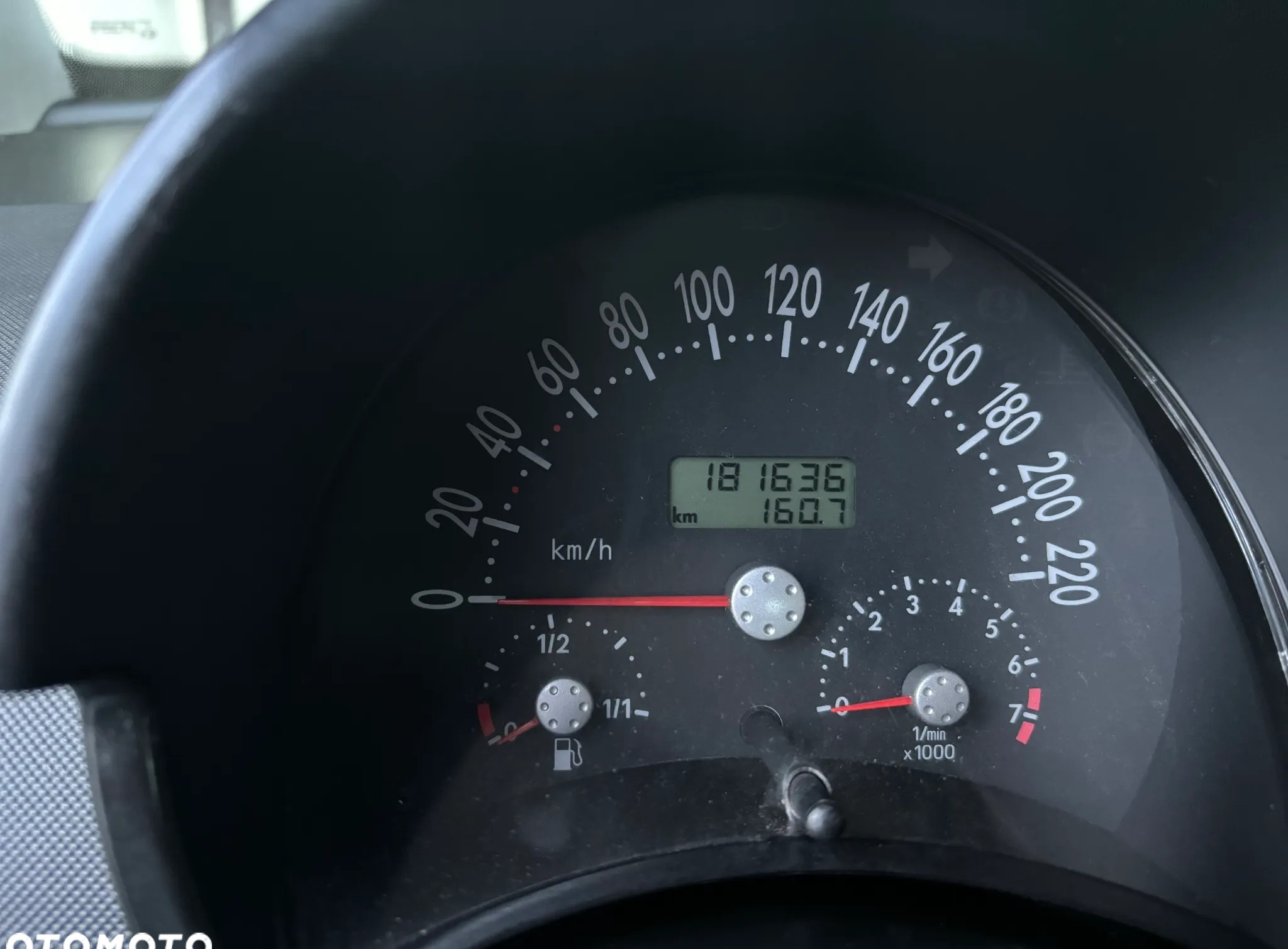 Volkswagen New Beetle cena 7200 przebieg: 181700, rok produkcji 1999 z Brwinów małe 67